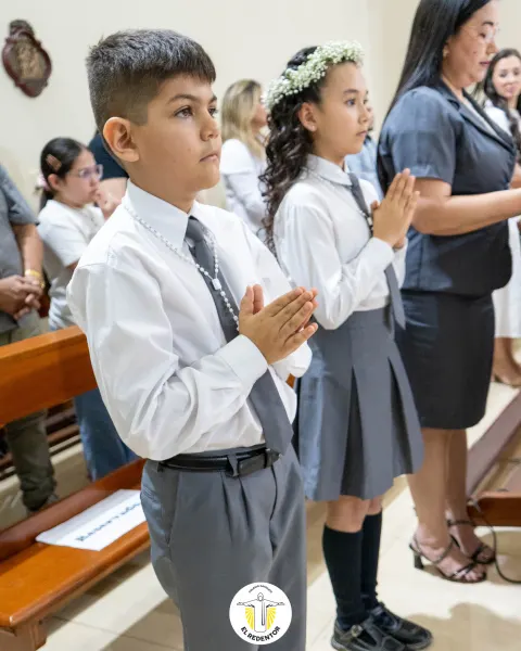 Primera Comunión: Un encuentro especial con Jesús 🤍🙏 — foto — 02