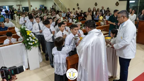Primera Comunión: Un encuentro especial con Jesús 🤍🙏 — foto — 05