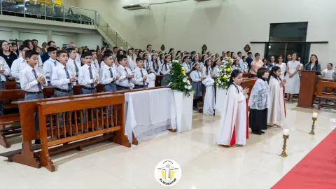 Primera Comunión: Un encuentro especial con Jesús 🤍🙏 — foto — 42