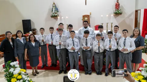 Primera Comunión: Un encuentro especial con Jesús 🤍🙏 — foto — 10